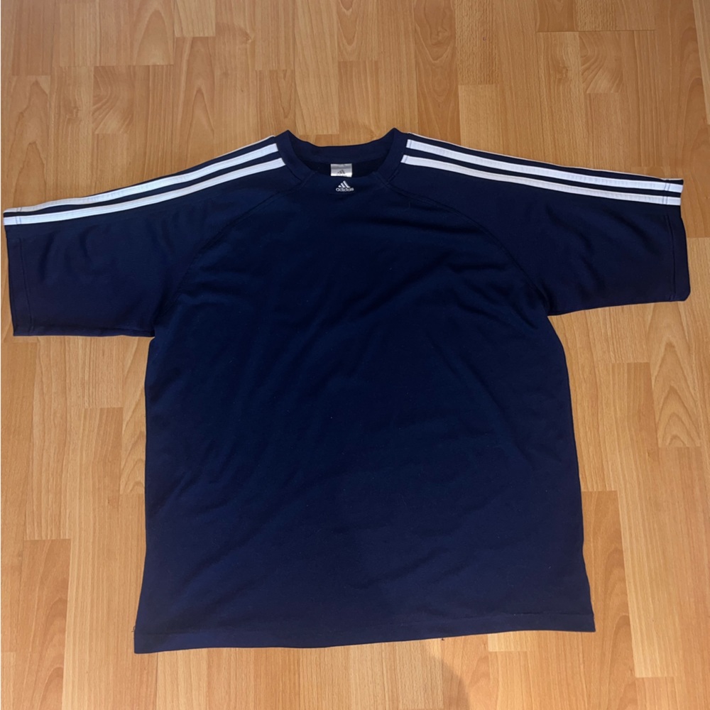 Oversized vintage navy adidas tee